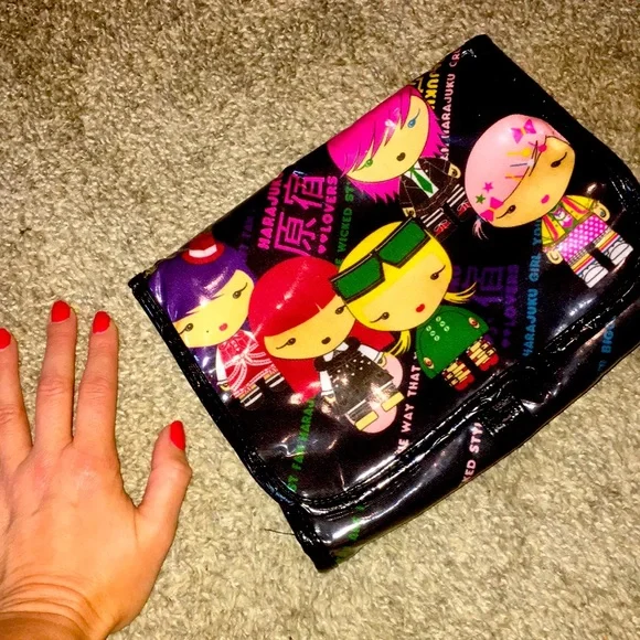 HARAJUKU Accessories travel case - Picture 10 of 10